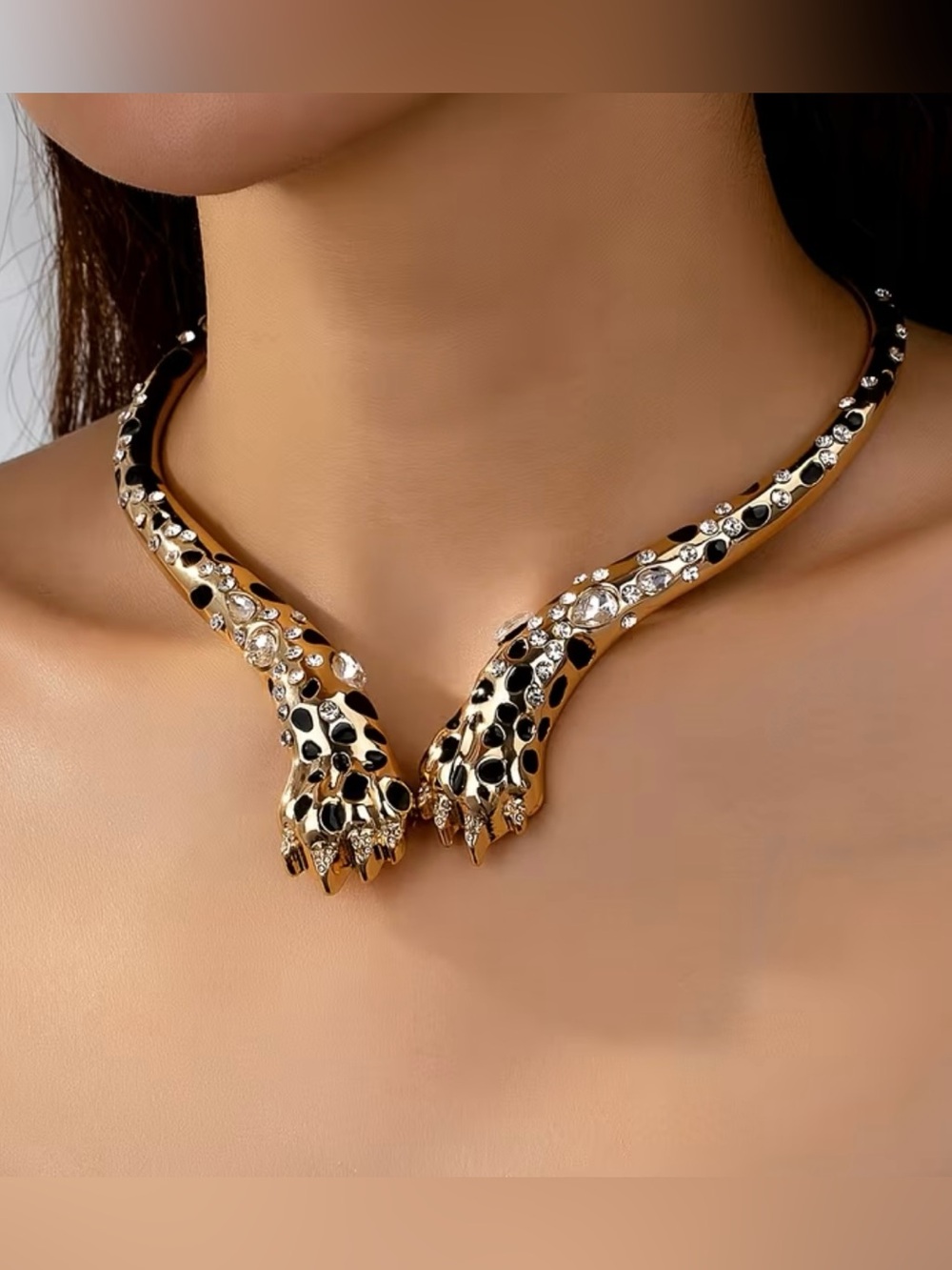 NEW! Gold and Black Leopard Statement Necklace. 🐆 A2-67